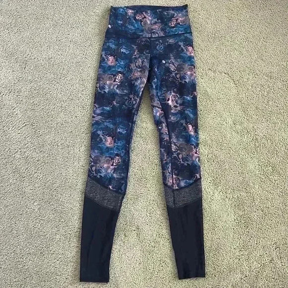 Lululemon Mid Rise If You’re Lucky Leggings Size 4 - Picture 3 of 6